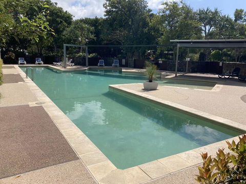 Lagoon-Front Luxury At Twin Waters Resort - Adwords Guide 2