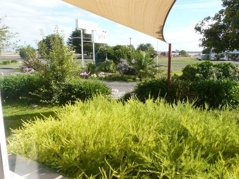 Lake Bolac Motel - Adwords Guide 3