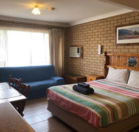 Lake Front Motel - Adwords Guide