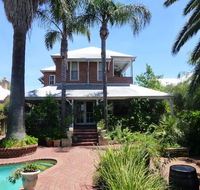 Lakeside Bed  Breakfast - Adwords Guide