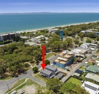 LAVISH BEACH HOUSE ON THE SURF SIDE - Adwords Guide