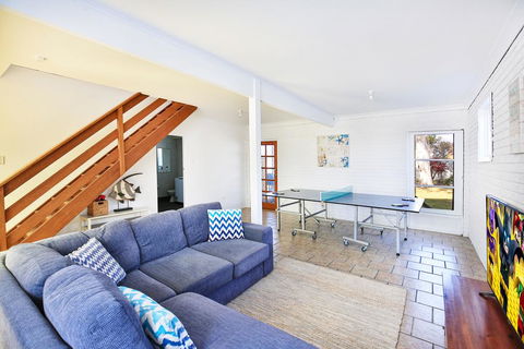 Lazy Days Beach House, Jervis Bay - Pet Friendly, 4 Mins Walk To Beach - Adwords Guide 3