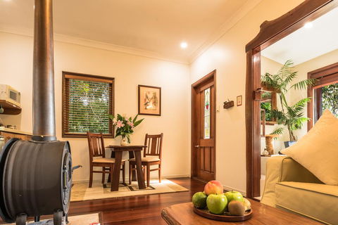 Lillypilly's Cottages & Day Spa - Adwords Guide 3
