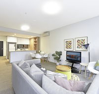 Luxury 1 bedroom  1 study with 1 parking - Adwords Guide