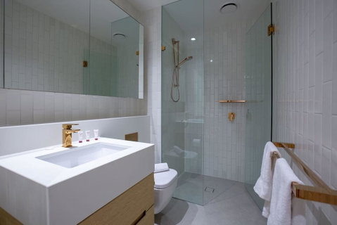 Luxury 2bed2bath Apt In The Heart Of Mel@Collins - Adwords Guide 3