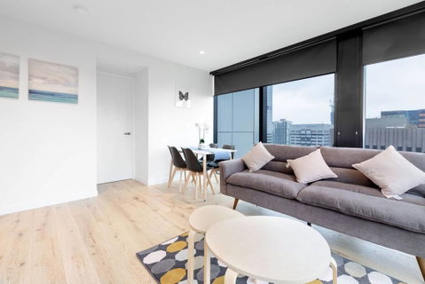 Luxury 2bed2bath Apt In The Heart Of Mel@Collins - Adwords Guide 1