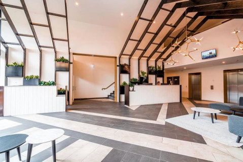 Luxury 2BR Yarra River Views WIFI-Netflix-Pool-Gym - Adwords Guide 2
