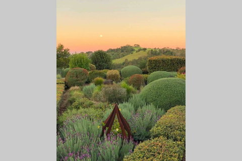 Luxury Storybook Manor Guest Suite - Adwords Guide 2