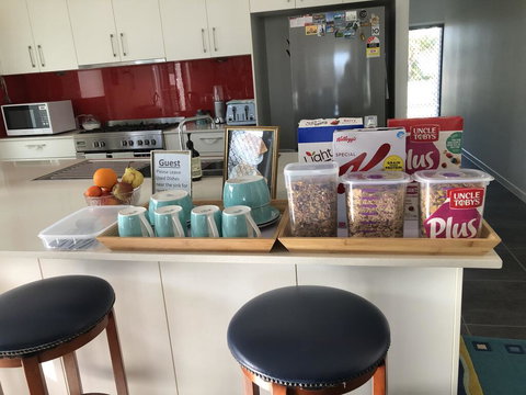 M & T's Waterfront Bed & Breakfast - Adwords Guide 3