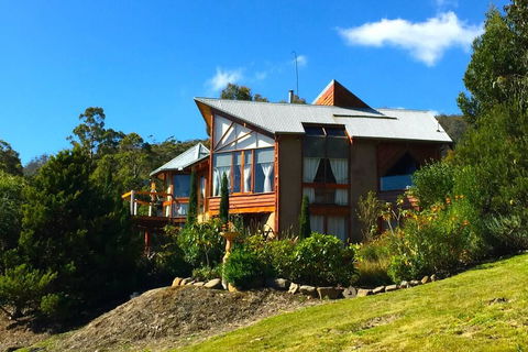 MAGICAL MOUNTAIN RETREAT - 20 Mins To CBD And Only 10 To MONA! - Adwords Guide 3