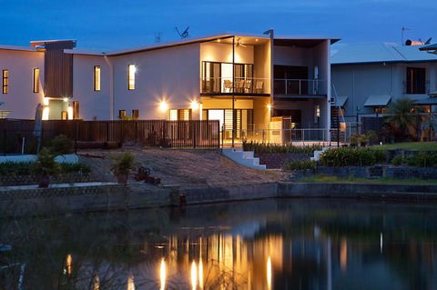 Marina Views Townhouse - Adwords Guide 2