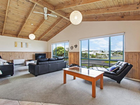 Matilda - 2 Crowe Street - Adwords Guide 1