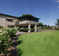 Mayfair Motel - Adwords Guide