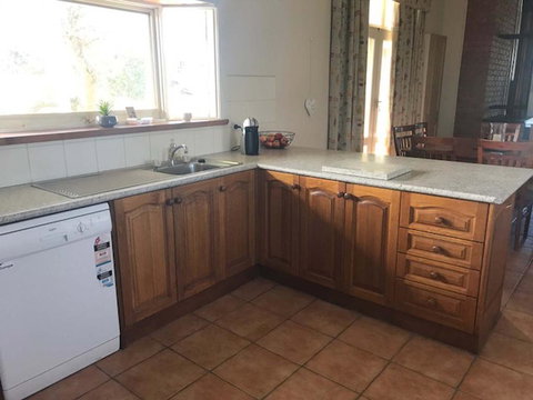 Merton Manor - Adwords Guide 1