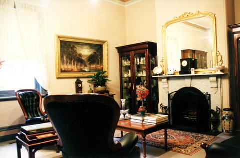 Merton Manor Exclusive B&B - Adwords Guide 0