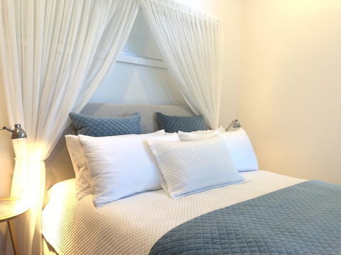 Messmates Luxury Eco Suites - Adwords Guide 0