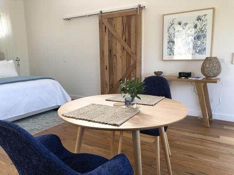 Messmates Luxury Eco Suites - Adwords Guide 3