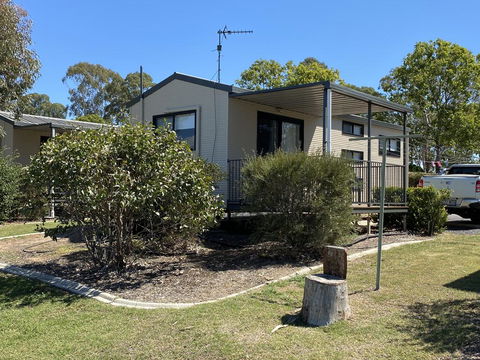 Millmerran Village Caravanpark - Adwords Guide 2