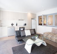 Modern Executive Apartment  Braddon 1BR Wine Wifi Secure Parking Canberra - Adwords Guide