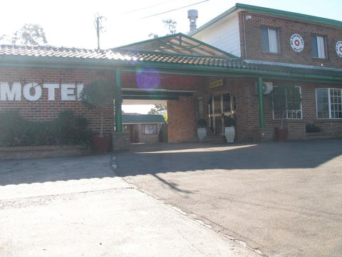 Mt Kuring-Gai Motel - Adwords Guide 1