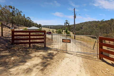 Mt Taylor Country Retreat-15 Minutes To Bairnsdale - Adwords Guide 1