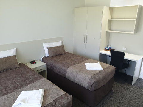 Naracoorte Hotel Motel - Adwords Guide 2
