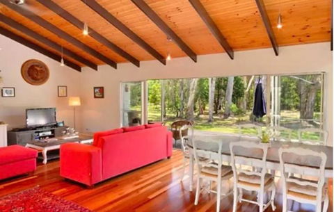 Noosa Lake House - Adwords Guide 0