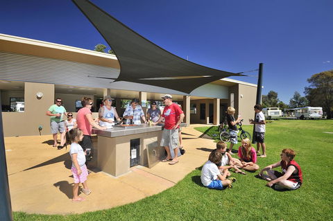 NRMA Eastern Beach Holiday Park - Adwords Guide 1