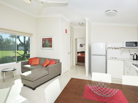 NRMA Eastern Beach Holiday Park - Adwords Guide 3