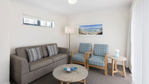 Oaks Gold Coast Calypso Plaza Suites - Adwords Guide 1
