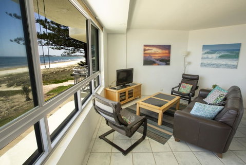 Oceanside Resort - Absolute Beachfront Apartments - Adwords Guide 0