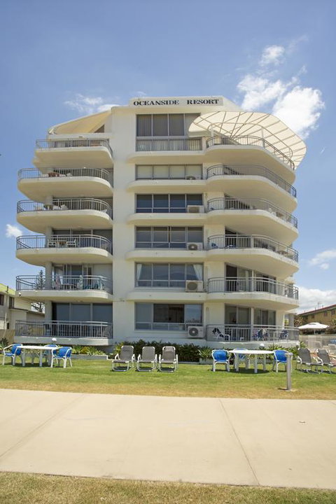 Oceanside Resort - Absolute Beachfront Apartments - Adwords Guide 3