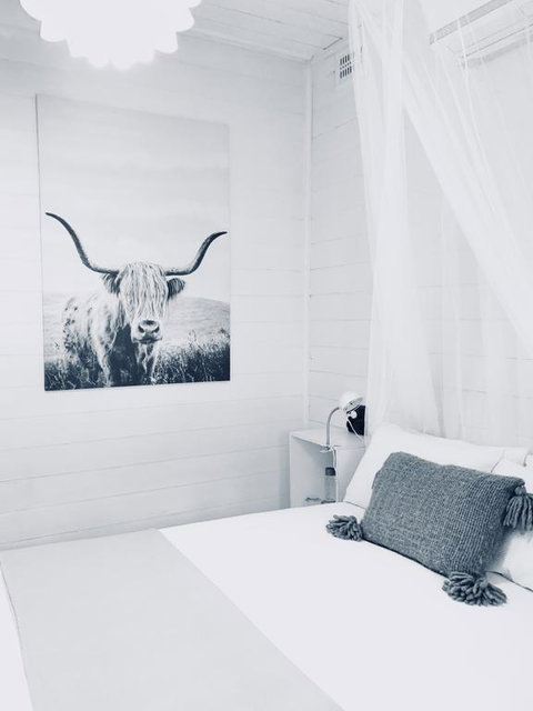 Old Railway Cottage - Adwords Guide 3