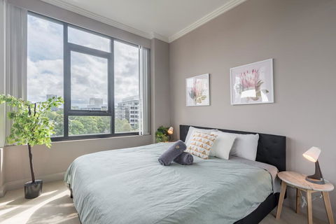 Olympic Park Near Qudos Bank Arena King Bed 1BR 1Bath Sleeps 6 Air-cond Parking - Adwords Guide 0