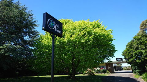 Opal Motel - Adwords Guide 0