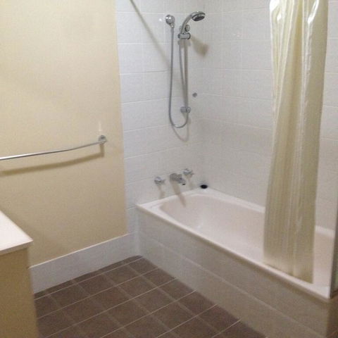 Oxley Court Serviced Apartments - Adwords Guide 3