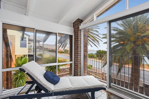 Palms On The Esplanade - Sellicks Beach - WiFi - Adwords Guide 3