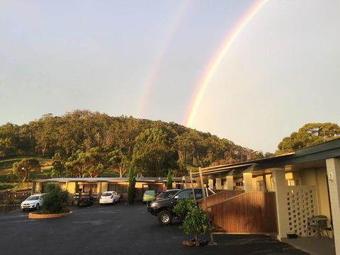 Parsons Bay Retreat - Adwords Guide 0