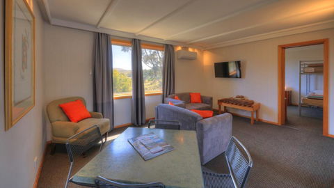Parsons Bay Retreat - Adwords Guide 3
