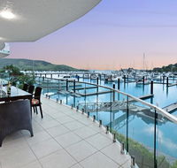 Pavillion 3 Absolute Waterfront 4 Bedroom 2 Lounge Room Plunge Pool  Golf Buggy - Adwords Guide