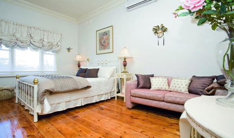 Pelican Sands Bed & Breakfast - Adwords Guide 2