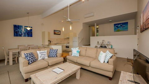 Peregian Court Resort - Adwords Guide 3