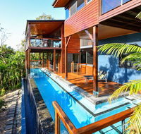 Point Blue on Hamilton Island - Adwords Guide