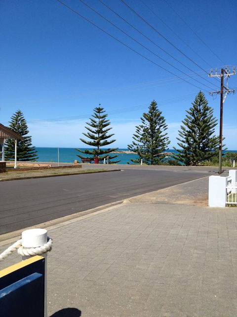 Port Elliot Beachcomber - Adwords Guide 3