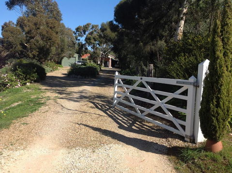 Port Elliot Rural Retreat - Adwords Guide 0