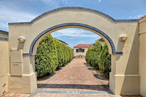 Rancho Relaxo Fabulous Value - Adwords Guide 0