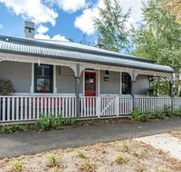 Red Door Cottage of Orange - Heritage Home - Adwords Guide