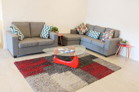 Riverside Apartment Next To Sydney Olympic Park - Adwords Guide 1