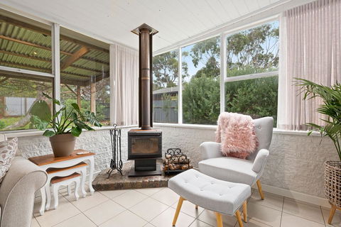 Romley Retreat - Aldinga Beach - Adwords Guide 1