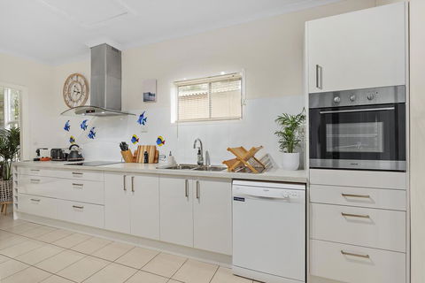 Romley Retreat - Aldinga Beach - Adwords Guide 3